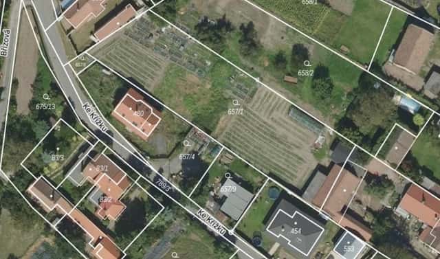 Prodej stavebního pozemku 1 300 m², Labská, Tišice – Kozly, okres Mělník