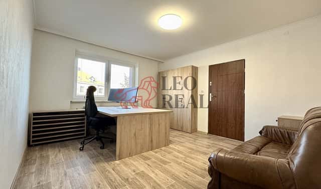Pronájem kanceláře 22 m², 1. máje, Uherské Hradiště – Mařatice