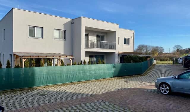 Pronájem domu 103 m² s pozemkem 145 m², Na Kopci, Mukařov – Srbín, okres Praha-východ