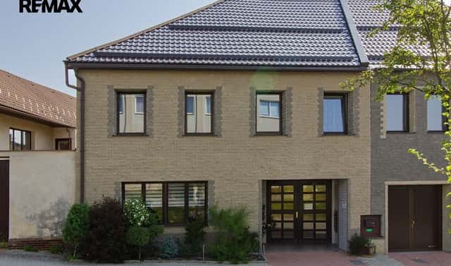 Prodej domu 210 m² s pozemkem 402 m², Dobešovská, Černovice, okres Pelhřimov