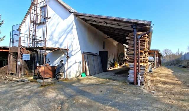 Pronájem výrobních prostor 105 m², Benešov – Bedrč
