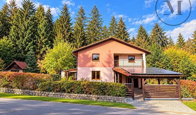 Pronájem domu 190 m² s pozemkem 1 298 m², Chroboly – Leptač, okres Prachatice