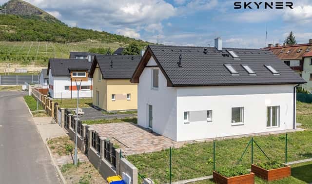Prodej domu 130 m² s pozemkem 494 m², Žalhostice, okres Litoměřice