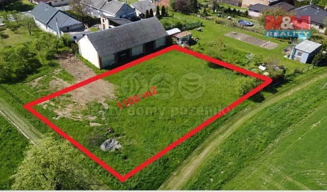 Prodej stavebního pozemku 1 100 m², Holasovice – Loděnice, okres Opava