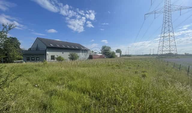 Prodej stavebního pozemku 8 433 m², Praha 4 – Kunratice