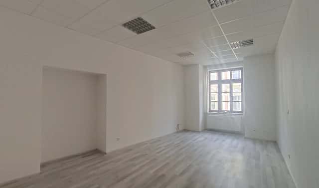 Pronájem kanceláře 71 m², Hlavní třída, Šumperk