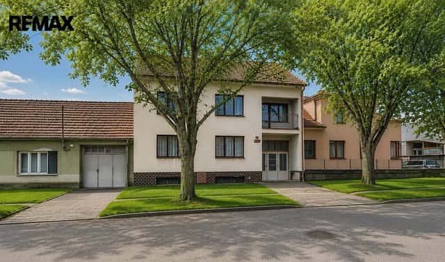 Prodej domu 180 m² s pozemkem 362 m², Lipov, okres Hodonín