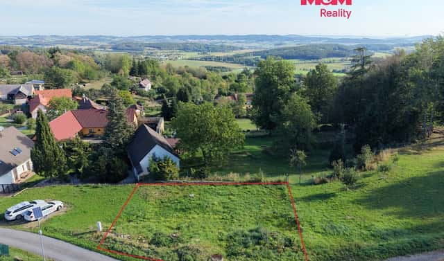 Prodej stavebního pozemku 421 m², Bušanovice – Horní Nakvasovice, okres Prachatice