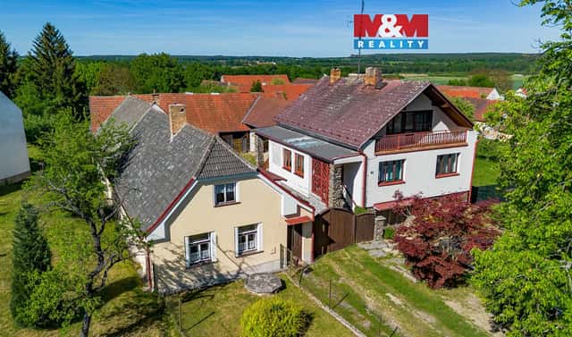 Prodej domu 220 m² s pozemkem 3 838 m², Borovany – Dvorec, okres České Budějovice