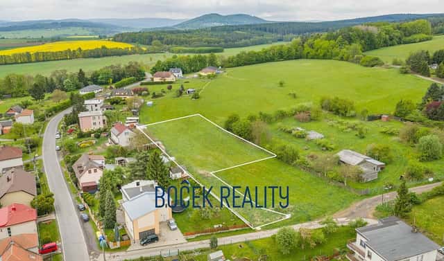 Prodej stavebního pozemku 2 431 m², Újezd, okres Beroun