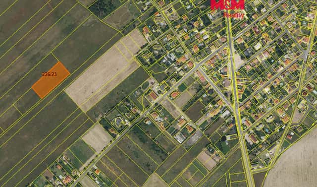 Prodej pole 4 554 m², Vědomice, okres Litoměřice