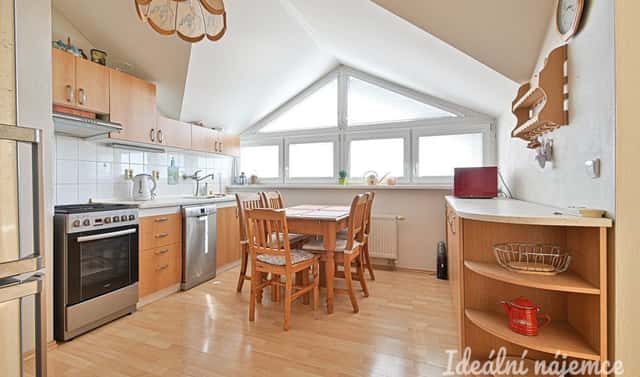 Pronájem bytu 3+1 67 m², Rozprýmova, Újezd u Brna, okres Brno-venkov