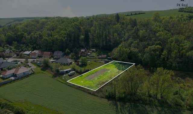Prodej stavebního pozemku 1 530 m², Velké Hostěrádky, okres Břeclav
