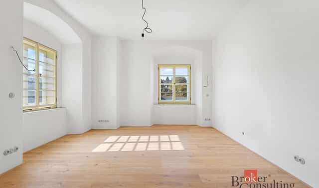 Prodej bytu 1+kk 51 m², Slavíkova, Jince, okres Příbram