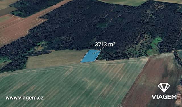 Prodej pole 3 713 m², Velký Borek, okres Mělník