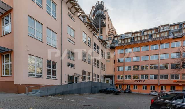 Pronájem kanceláře 725 m², Na okraji, Praha 6 – Veleslavín