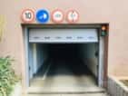 Pronájem garážového hydraulického stání, ulice, Praha 9