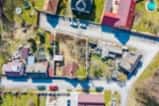 Rodinný domek využívaný jako chalupa v srdci jižních Čech, poblíž Třeboně, v Lomnici nad Lužnicí, okres Jindřichův Hradec