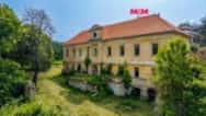 Prodej historického objektu, 5000 m², Zvoleněves, okres Kladno