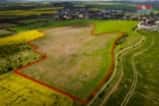 Prodej komerčního pozemku, 36987 m², Tachlovice u Prahy, okres Praha-západ
