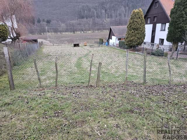 Prodej zahrady 1317m² - Nedvědice pod Pernštejnem - pozemek, Brno venkov, okres Brno-venkov
