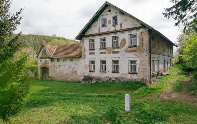 Venkovský statek + pozemky, okres Svitavy