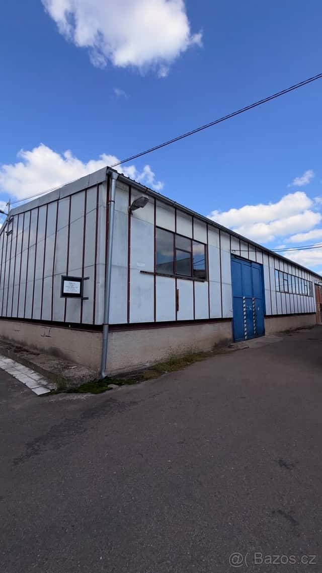 Pronájem skladu/haly 427 m² Na Spravedlnosti, Pardubice, okres Pardubice