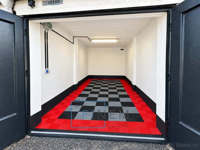 Prodej garáže 21 m², Kralupy nad Vltavou, ev.č. 00472, okres Mělník