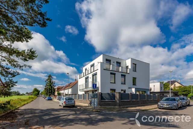 Prodej bytu 2+kk 43,31 m2 s balkonem, Praha - Ďáblice, Praha 8