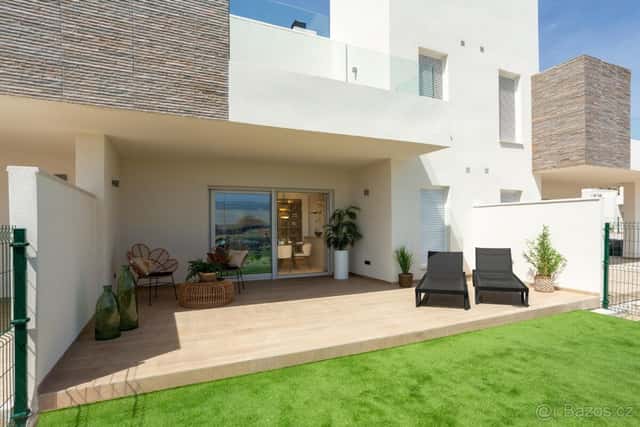 🌴 LUXUSNÍ BUNGALOVY V GOLFOVÉM RESORTU – ALGORFA, okres Kladno