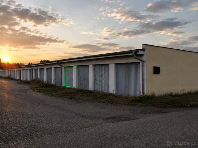 Garáž 19m2 na Pouchově v Hradci Králové, okres Hradec Králové