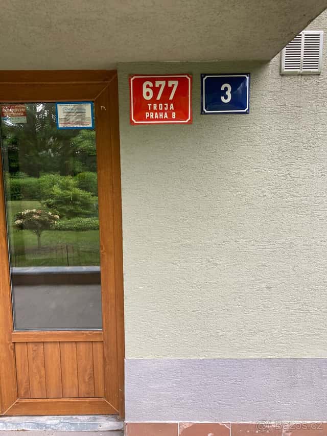 Pronajem garazoveho stani Praha 8, Praha 8