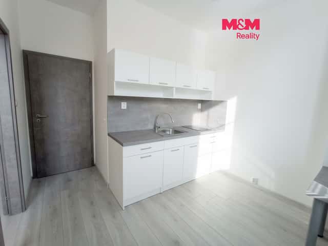 Pronájem bytu 1+1, 28 m², Frýdek-Místek, ul. Růžový pahorek, okres Frýdek-Místek