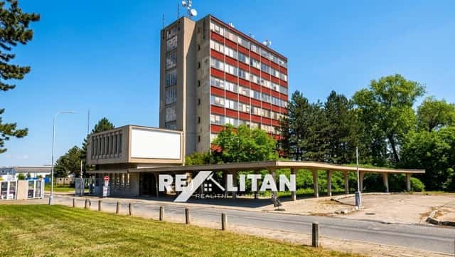 PRODEJ, KOMERČNÍ OBJEKT, ROUSÍNOV - ČECHYNĚ, okres Brno-město