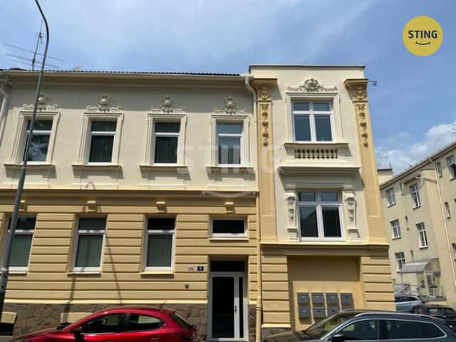 Pronájem podkrovního prostoru o výměře 120 m2. , 134426, okres Ostrava-město