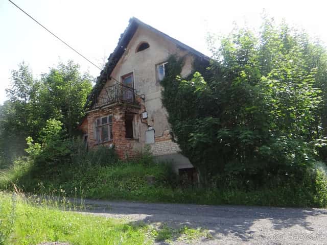 K prodeji RD Mikulášovice čp. 771, okres Děčín