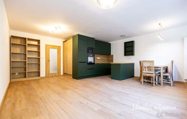 Pronájem bytu 3+kk, Pujmanové, Nusle, 32 900 Kč/měs, 69 m2, Praha 9