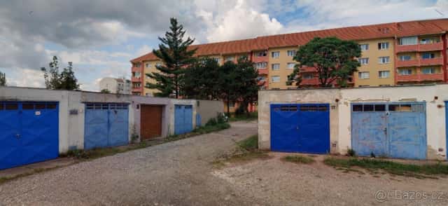 POZEMEK O KTERÝ SI ZVĚTŠÍTE GARÁŽ o 51 m2, Hodonín, okres Hodonín