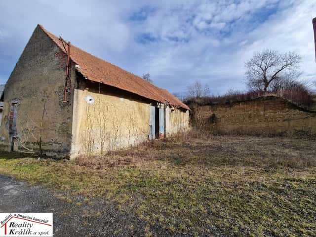 Stodola s pozemkem, 3km od Kutné Hory, okres Kutná Hora