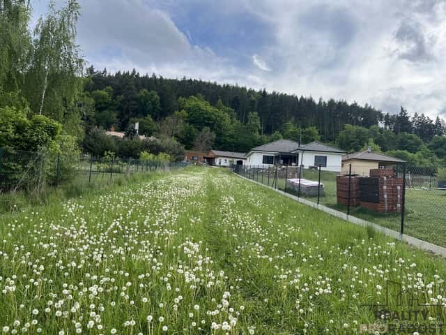 Prodej stavebního pozemku v Sentici, STP 814m2 Sentice, Brno venkov, okres Brno-venkov