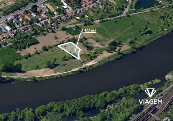 Zahrada 2 477 m², Praha 5