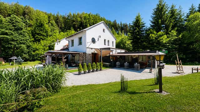 Prodej velké rekreační chaty s pozemkem cca 2 000 m² v Dolní, okres Šumperk
