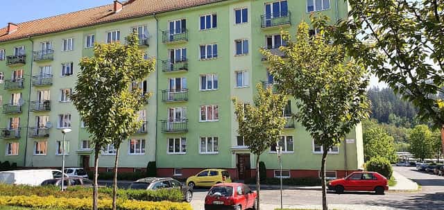 Prodej zrekonstruovaného bytu 2+1 s balkonem na Náměstí SNP, okres Sokolov