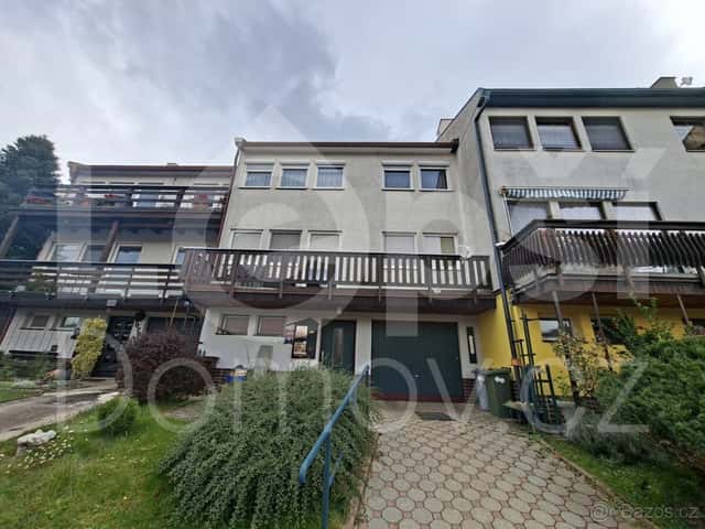 Prodej bytu 3 plus 1 s garáží v RD, Jeseník 72 m2, okres Jeseník