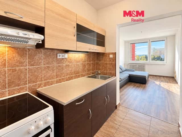 Pronájem bytu 2+1, 55 m², Praha, ul. Machuldova, Praha 4