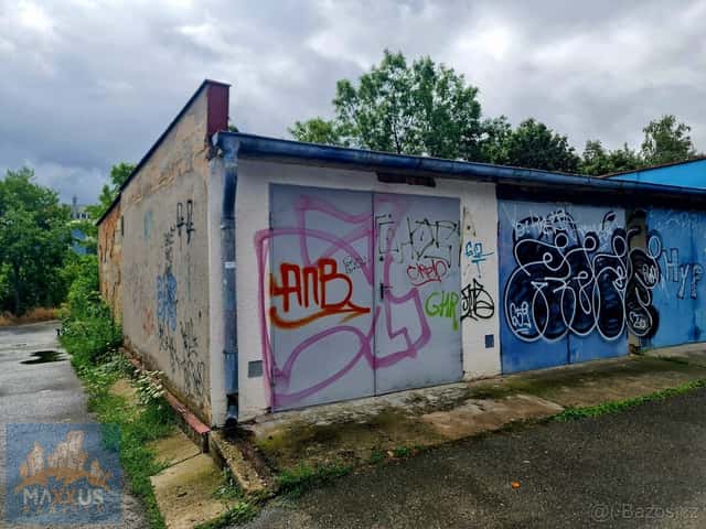 Pronájem garáže, Praha 4 - Michle, Podle Kačerova, Praha 4