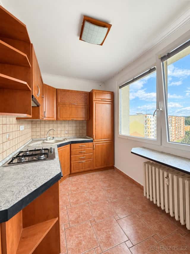 Pronájem bytu 2+1 v Chomutově - ul. Dřínovská, okres Chomutov