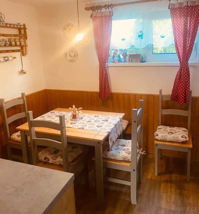 Chata na Silvestr, okres Žďár nad Sázavou