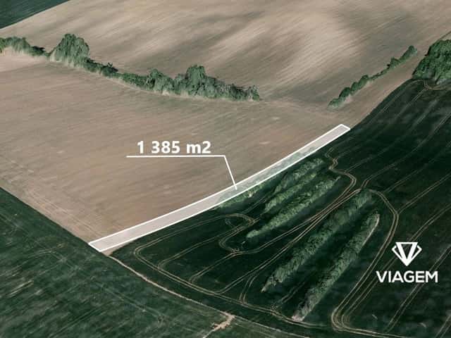 Pole 1 385 m², okres Uherské Hradiště