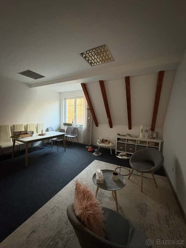 Pronájem kanceláře, okres Hodonín